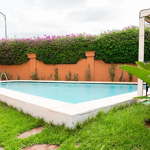 5 Pour Famille Avec Piscine & Parking Villa